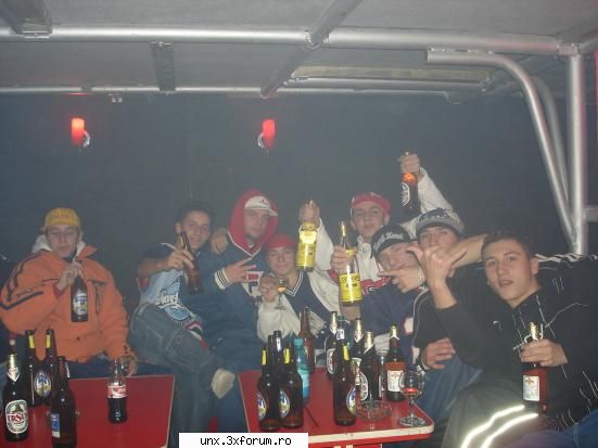 Poze Cu Noi - noi si prietenii la o bauta!!!1 - Poze